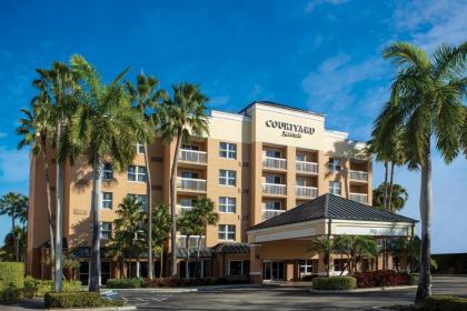 Courtyard by marriott miami Aventura mall Florida