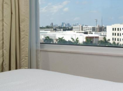 SpringHill Suites Fort Lauderdale Airport - image 4