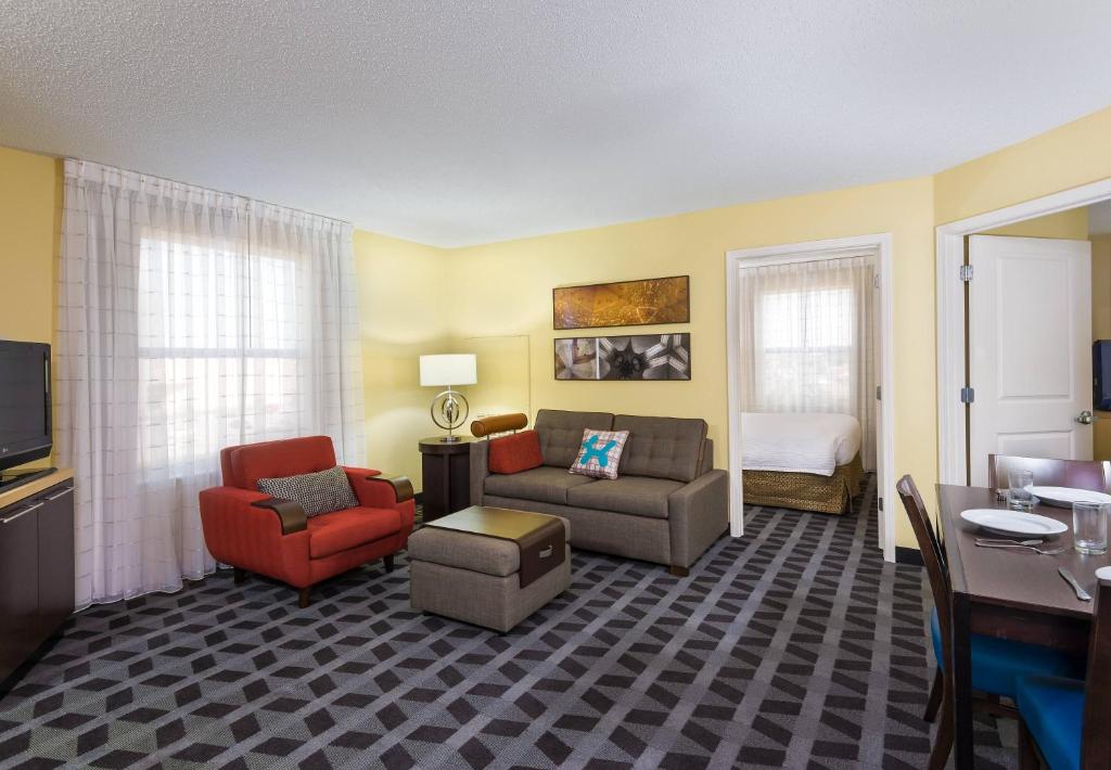 TownePlace Suites Pensacola - image 5