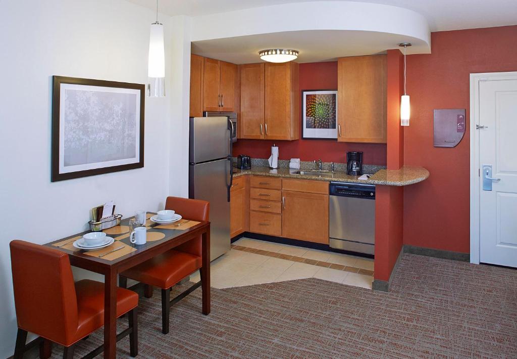 Residence Inn by Marriot Clearwater Downtown - image 4