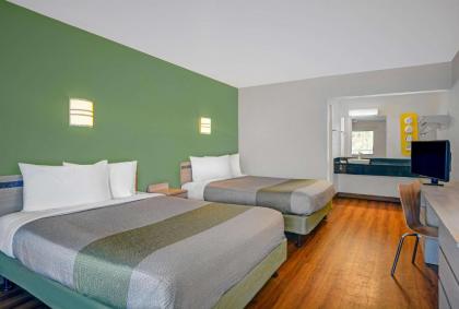 Motel 6-Tallahassee FL - Downtown - image 2