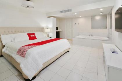 OYO Hotel Coral Gables   miami Airport