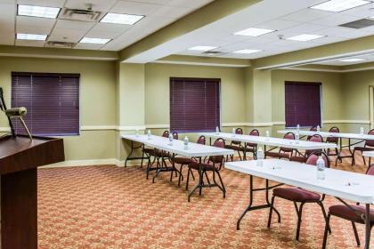 Comfort Suites Palm Bay - Melbourne - image 2