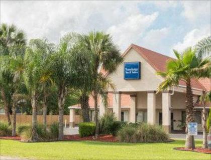 Travelodge Inn & Suites by Wyndham Jacksonville Airport