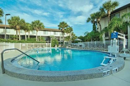 Club Wyndham Orlando International - image 5