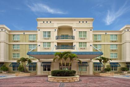 Hotel Indigo - Sarasota an IHG Hotel - image 2