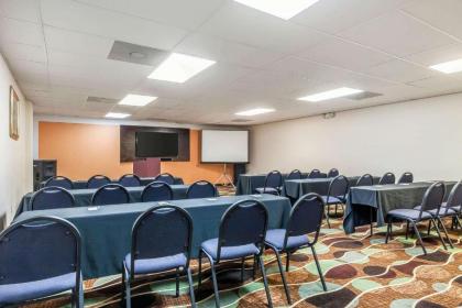 Comfort Inn St Petersburg North - image 3