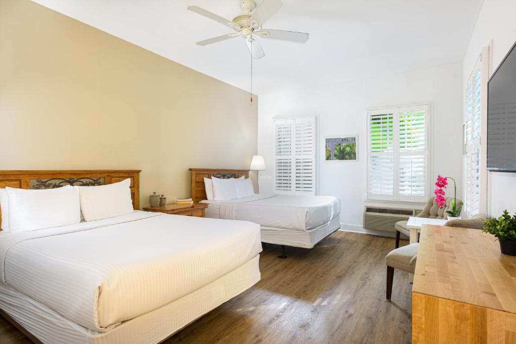 Paradise Inn - Adult Exclusive - image 4
