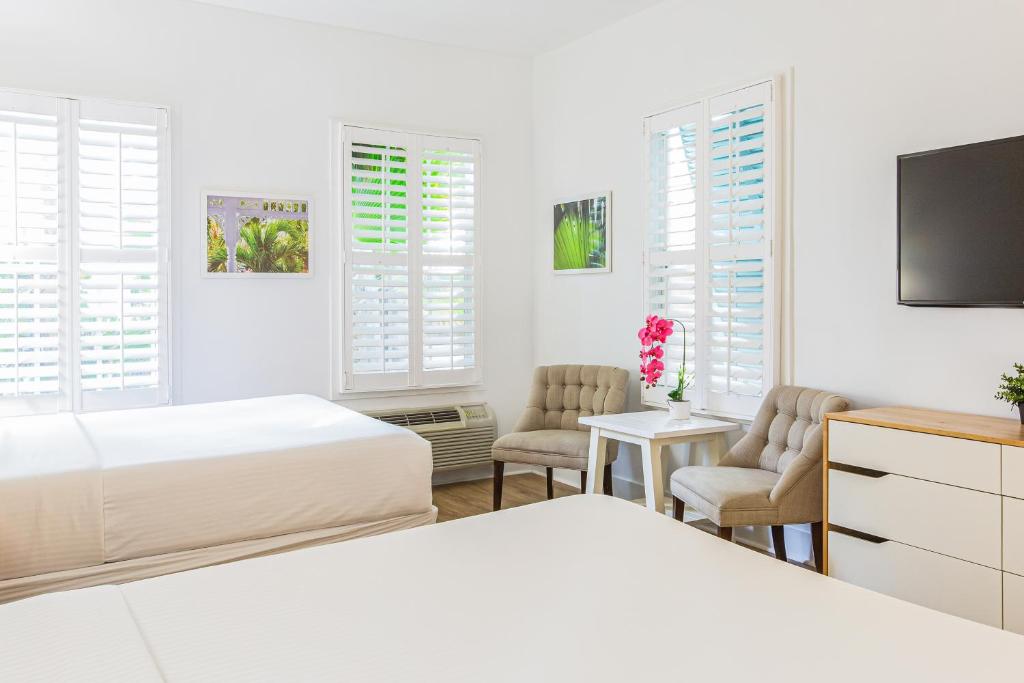 Paradise Inn - Adult Exclusive - image 5