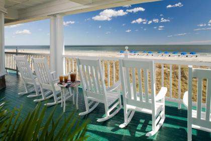Elizabeth Pointe Lodge - image 3