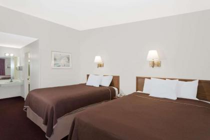 Howard Johnson by Wyndham Vero Beach / Downtown - image 3
