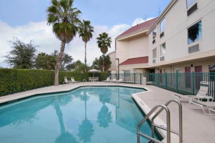 Red Roof Inn PLUS+ West Palm Beach - image 2