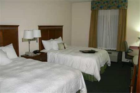 Hampton Inn Quincy - image 3