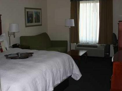 Hampton Inn Quincy - image 5