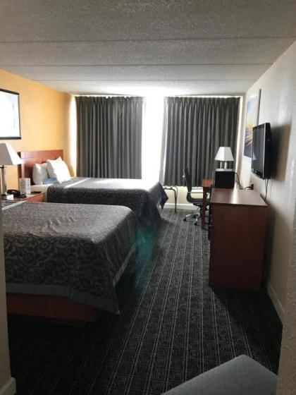 Days Inn by Wyndham Miami International Airport - image 3