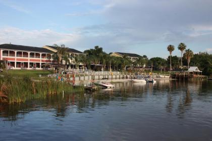 Lake Roy Beach Inn   Winter Haven Winter Haven Florida