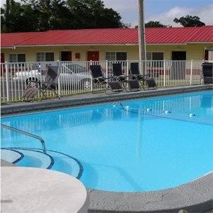 Red Carpet Inn Starke - main image