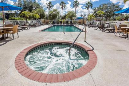 Baymont by Wyndham Fort Myers Airport - image 3