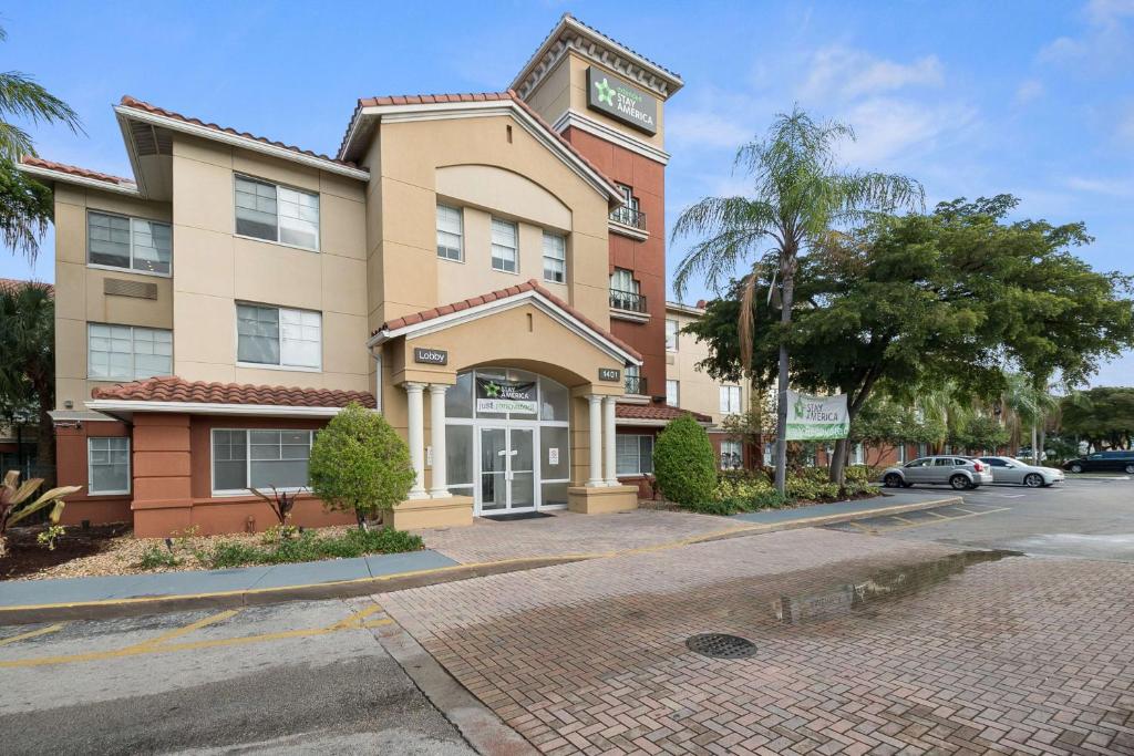 Extended Stay America Premier Suites - Fort Lauderdale - Cypress Creek - Park North - image 2