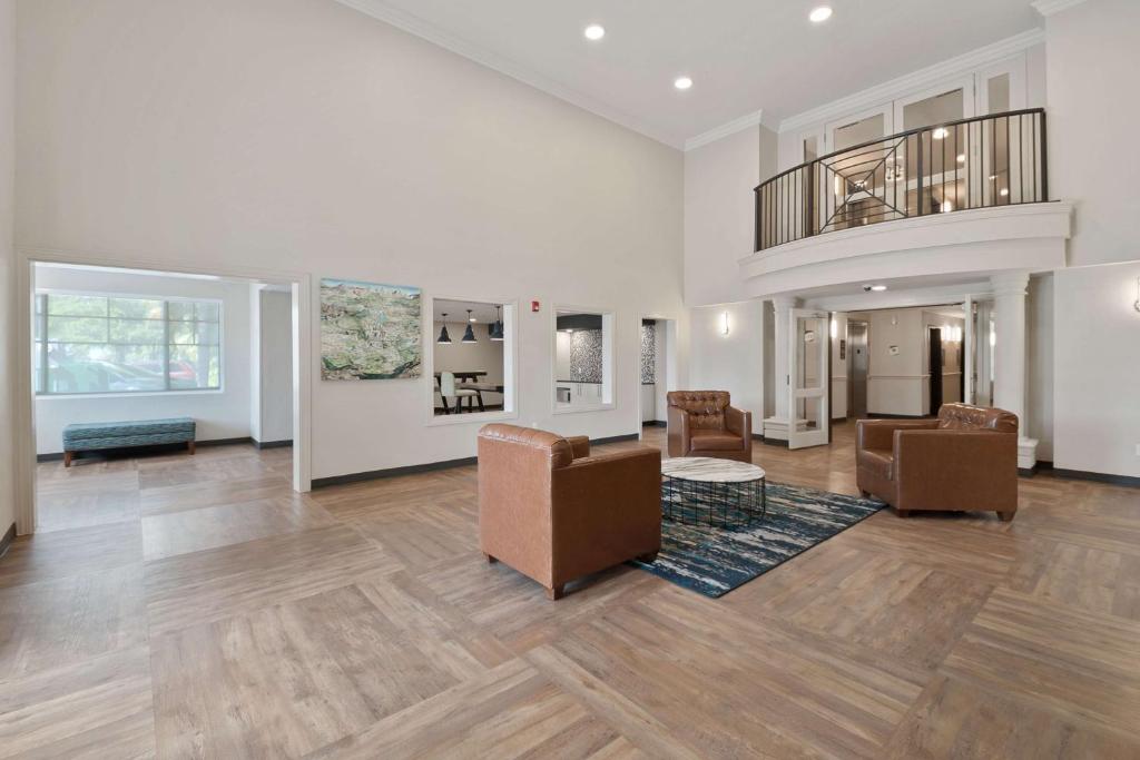 Extended Stay America Premier Suites - Fort Lauderdale - Cypress Creek - Park North - image 5