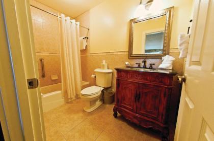 Bayfront Inn - image 4