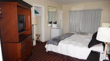 Vacation Inn Motel - image 5
