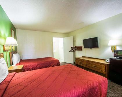 Rodeway Inn Fort Pierce I-95 - image 2