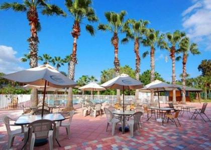 Econo Lodge Port Canaveral Area - image 3