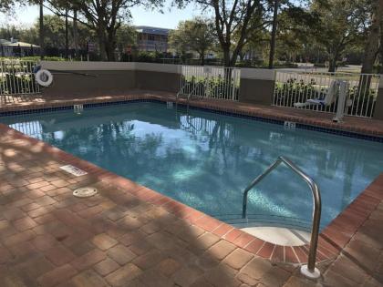Holiday Inn Express - Naples South - I-75 an IHG Hotel - image 2