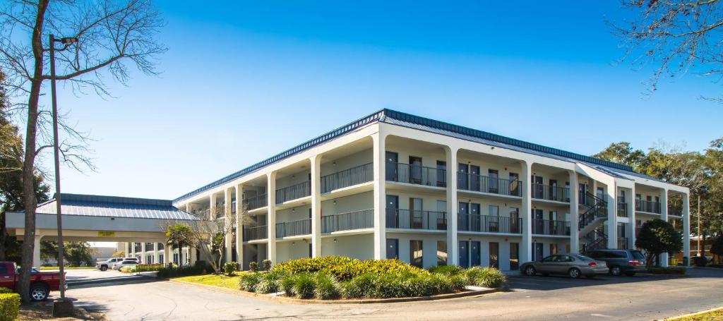 Sweet Dream Inn - University Park - main image
