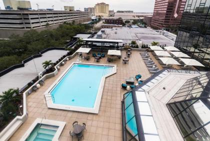 Hilton Tampa Downtown - image 2