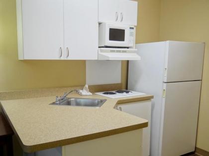 Extended Stay America Suites - Fort Lauderdale - Cypress Creek - Andrews Ave - image 2
