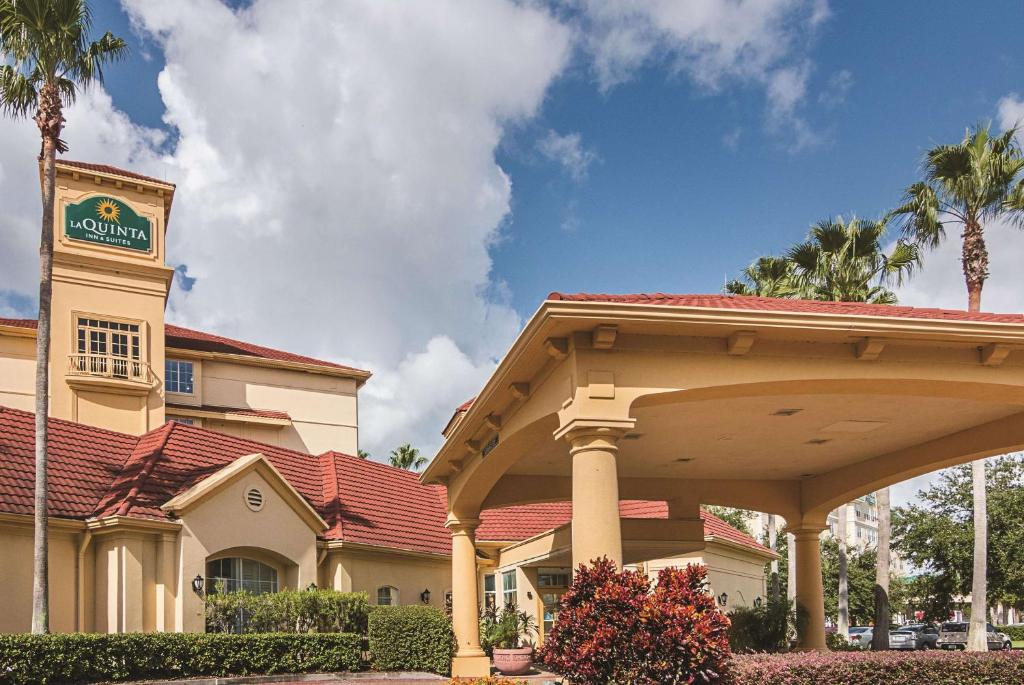 La Quinta by Wyndham Orlando Airport North - main image