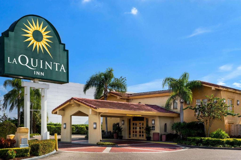 La Quinta Inn by Wyndham Tampa Bay Airport - main image