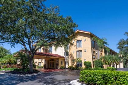 La Quinta Inn by Wyndham Deerfield Beach I-95 at Hillsboro E
