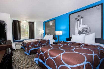 Super 8 by Wyndham Pensacola