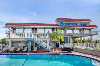 Rodeway Inn Clearwater-Largo - image 2