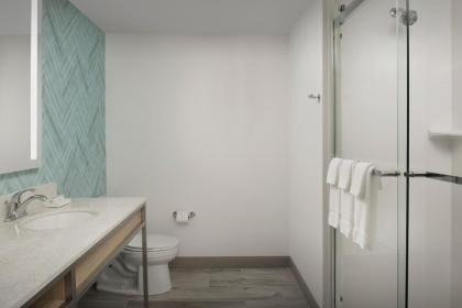 Hilton Garden Inn Orlando Downtown - image 2