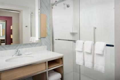 Hilton Garden Inn Orlando Downtown - image 3