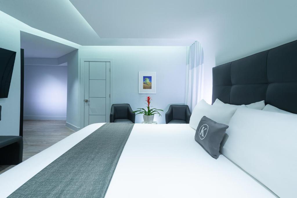Kent Hotel - main image