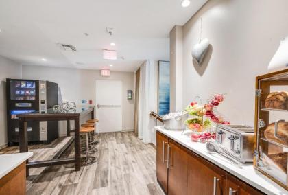 The Landon Bay Harbor-Miami Beach Ascend Hotel Collection - image 4