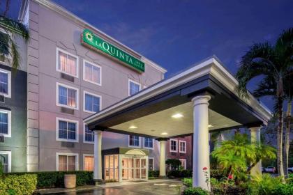 La Quinta by Wyndham Naples East (I-75) - image 3