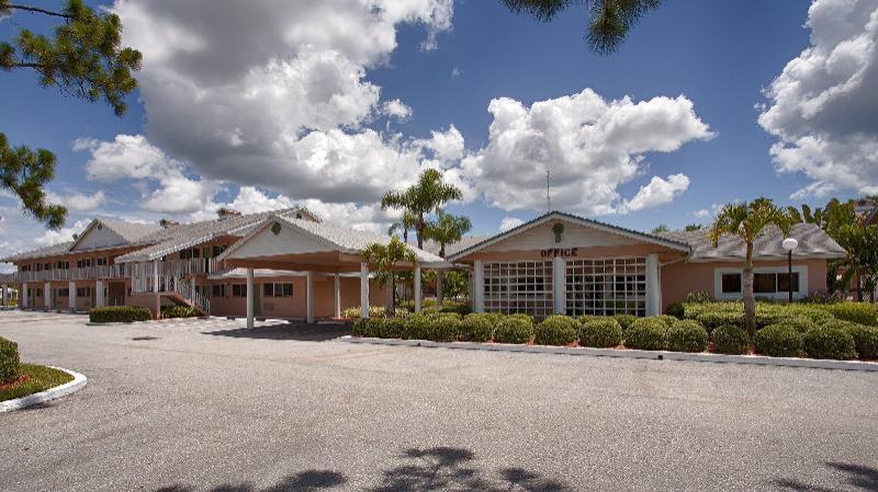 Best Western Port Saint Lucie - image 5