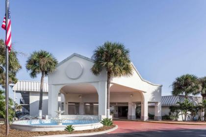 Days Inn by Wyndham St. Petersburg  tampa Bay Area Florida