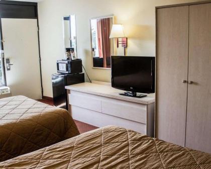 Quality Inn & Suites St Augustine Beach - image 5
