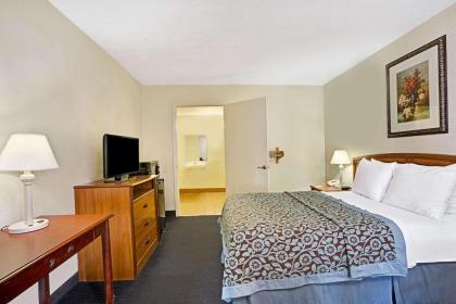 Days Inn by Wyndham St. Augustine West - image 3