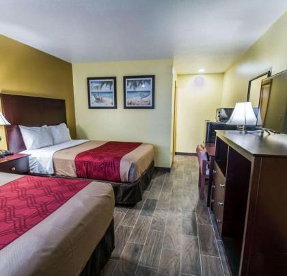 Econo Lodge Cocoa Beach - near the Port - image 5