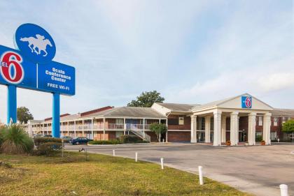 Motel 6-Ocala FL - Conference Center