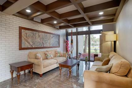 Quality Inn - image 4