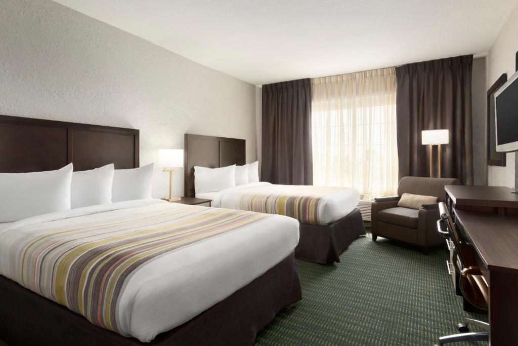 Country Inn & Suites by Radisson Vero Beach-I-95 FL - image 4